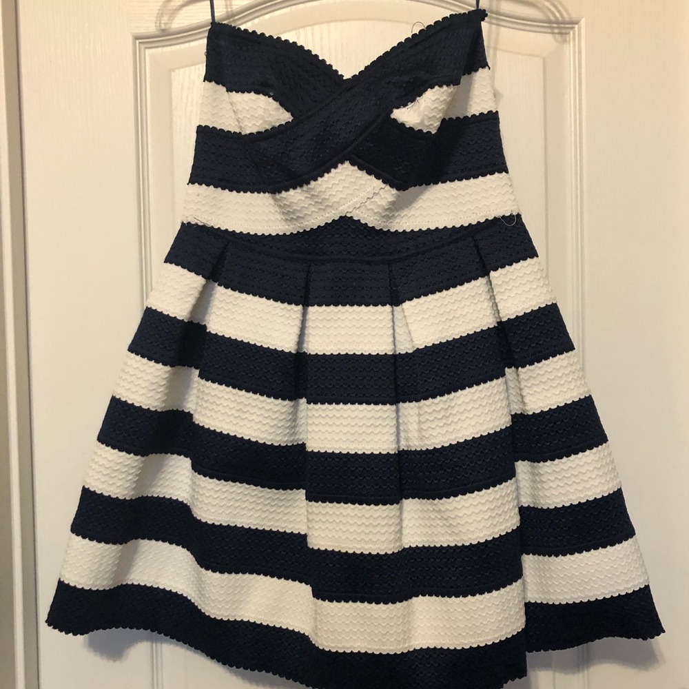 Strapless bandage dress